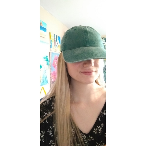 Baseball cap - Picture 2 of 2